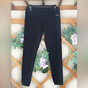 Calvin Klein Women’s Performing Quick Dry Yoga Leggings Sz(L)(gently Used)
